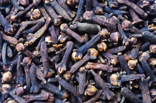 Cloves (Pepre)